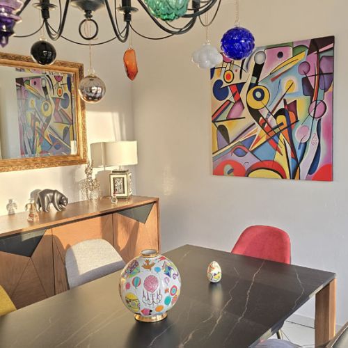 Decorative painting indoors: price depends on size and complexity